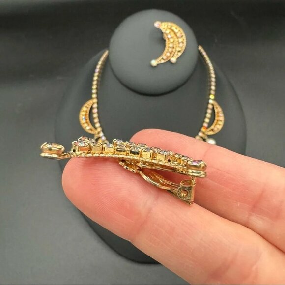 Vintage Stunning Crystal Rhinestone and Pearl Bib Necklace and Earring Set - Picture 8 of 16